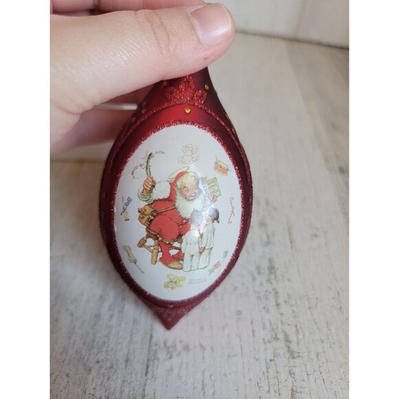 Hallmark waiting for Santa special edition Norman Rockwell ornament Xmas - Picture 5 of 8